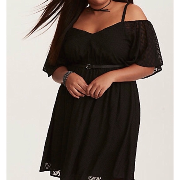 Torrid Plus Size Black Textured Off Shoulder Dress - Picture 2 of 8